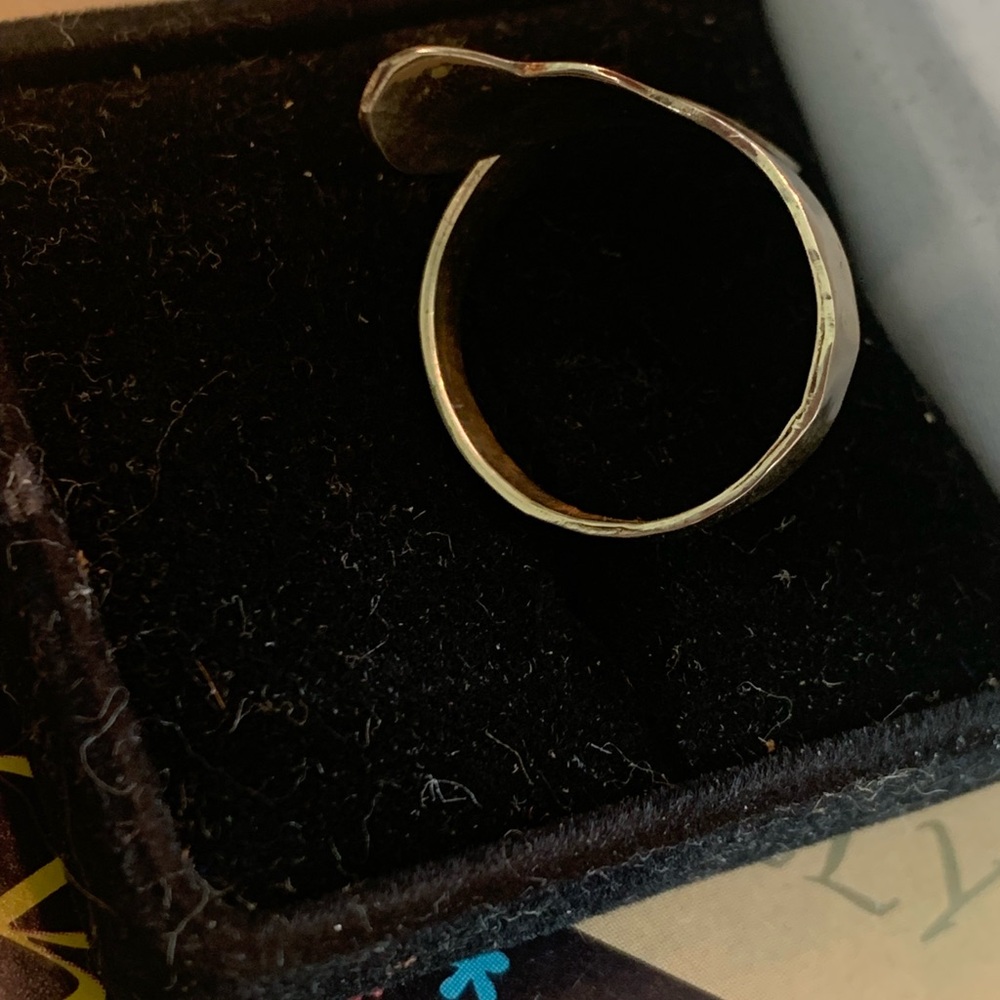 Sterling Silver Abalone Heart Wrap Ring - Iridescent - Picture 3 of 5